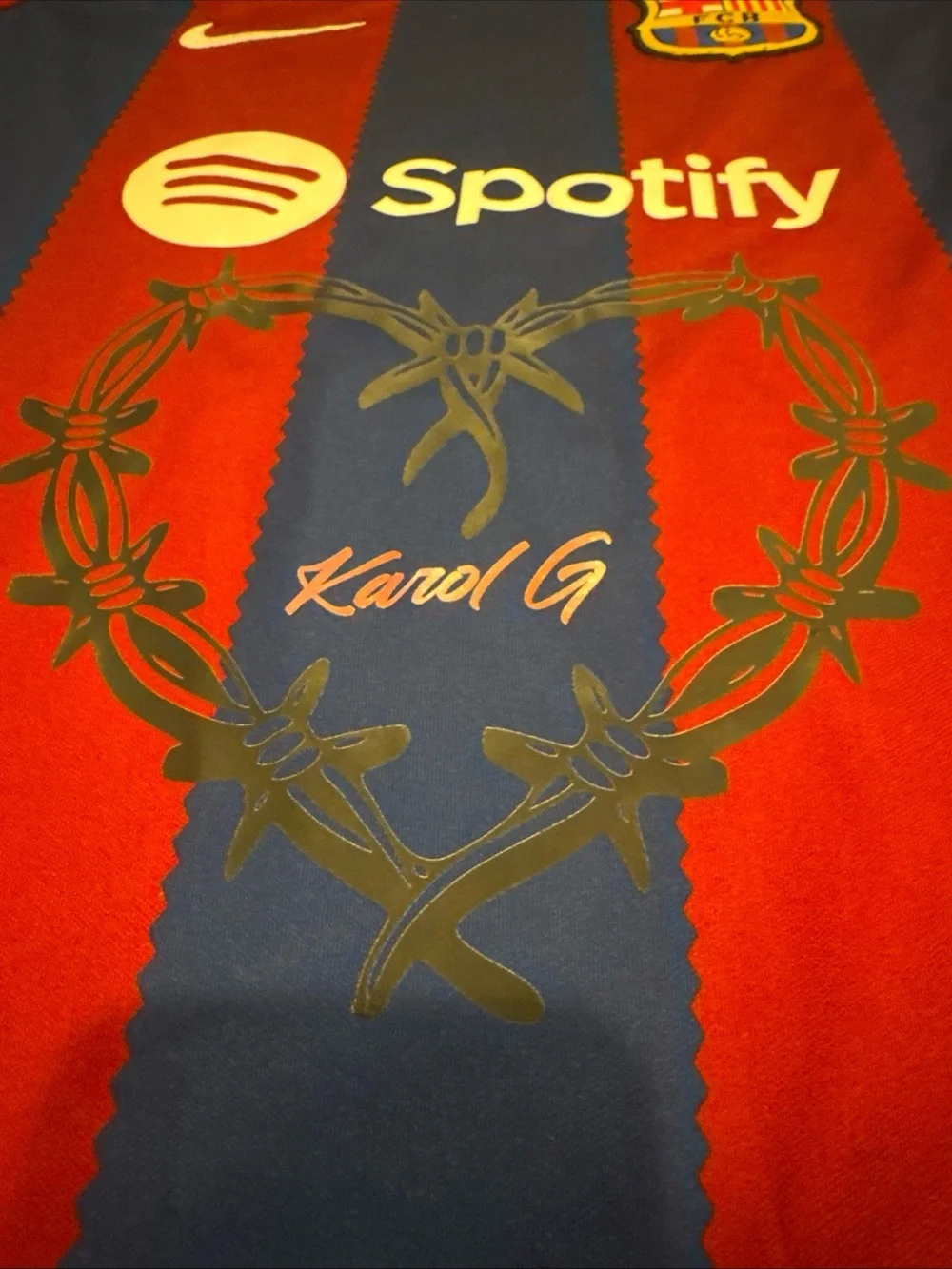 Nike Youth FC Barcelona Karol G Home Jersey size 26 (xs-s adult)